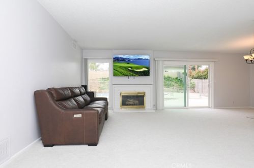 9840 Corella Ave, Whittier CA  90603-1732 exterior