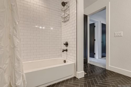 114 Arapahoe St, Denver CO 80205-2735 exterior