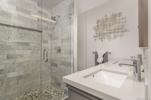 7397 Tamarac St, Englewood CO 80112-1836 exterior