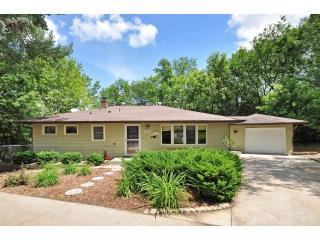 4140 Glacier Ln, Minneapolis, MN 55446-2722