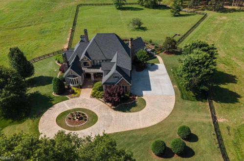 2678 Hickory Level Rd, Villa Rica, GA 30180-4823