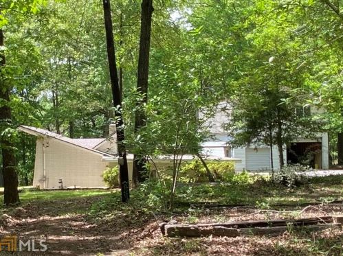 275 Parkman Pond Rd, Warm Springs, GA 31830-2041