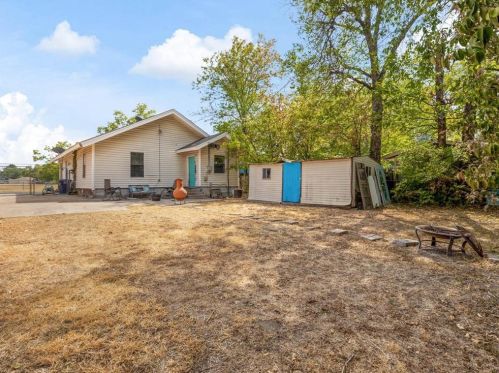 1212 Lilac St, Fort Worth TX  76110-2039 exterior