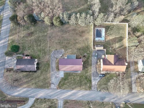 229 Darlene St, York PA  17402-5056 exterior