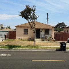 1643 124th St, Compton, CA 90222-1101