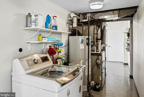 522 Mt Laurel Rd, Mount Laurel NJ  08054-9557 exterior