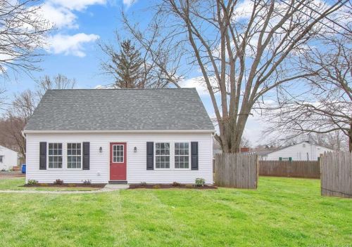 44 Cooper Ave, Wallingford, CT 06492-3956