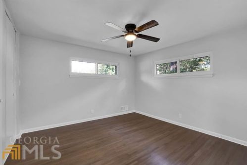 3007 Dogwood Dr, Atlanta GA  30344-3905 exterior