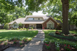 6423 Indianapolis Pl, Tulsa OK  74136-1422 exterior
