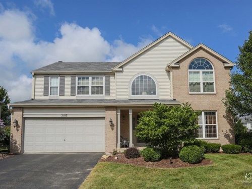 2103 Fairfield Dr, Plainfield, IL 60586-5340
