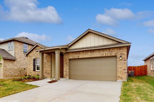8401 Hawkview Dr, Fort Worth TX  79179-4363 exterior