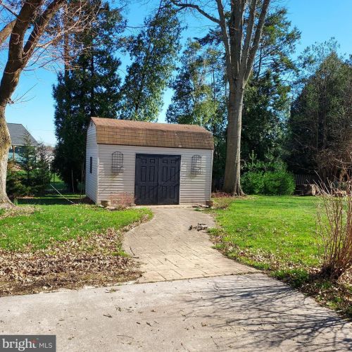 177 Upper Fry Rd, Trenton NJ 08628-2734 exterior