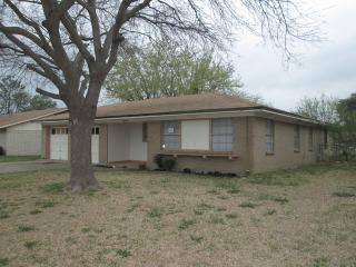 2525 Spiceberry Ln, Mesquite TX  75149-2952 exterior