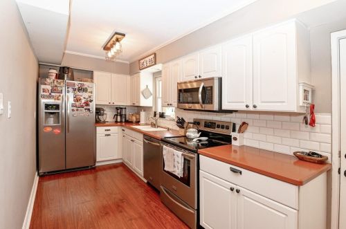 3975 Harvestridge Dr, Cincinnati OH 45211-2548 exterior