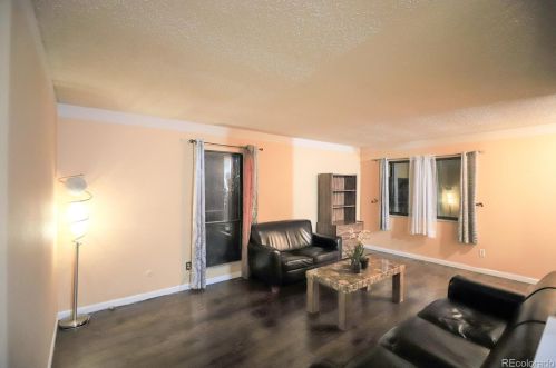 4639 Crown Blvd, Denver, CO 80239-4417