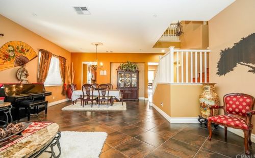 11440 Arizona Ave, Riverside CA  92503-8811 exterior