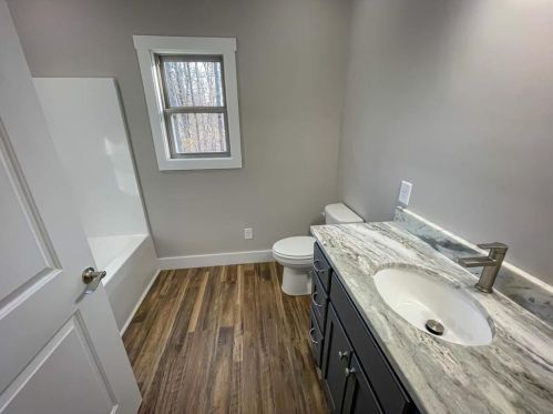 109 Phillips St, Clarkesville, GA 30523-0038