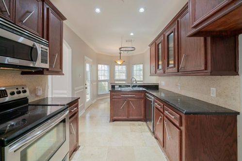 10935 Redbird, Conroe TX  77385-6340 exterior