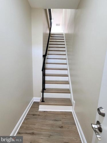 605 64 St, Philadelphia PA 19139-1004 exterior