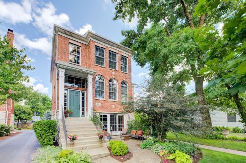 304 Fremont St, Naperville, IL 60540-4313