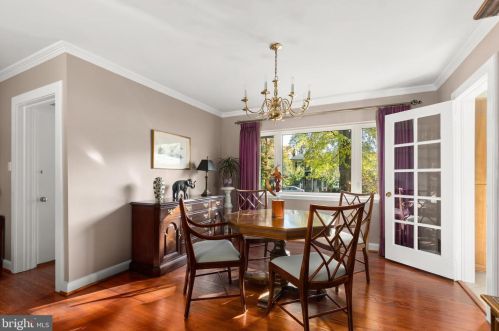 1211 Pinecrest Cir, Silver Spring MD exterior