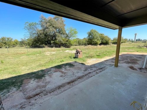 689 Oklahoma St, Van, TX 75790-3925