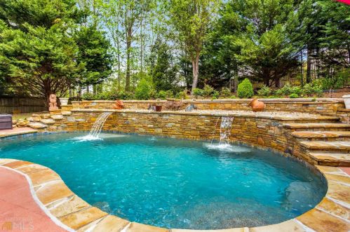 7792 Waterlace Dr, Fairburn, GA 30213-4647