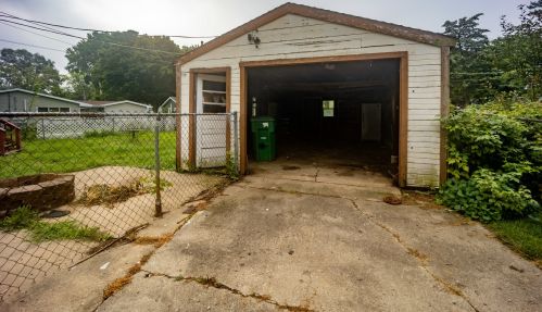 418 Home St, Sycamore IL  60178-2208 exterior