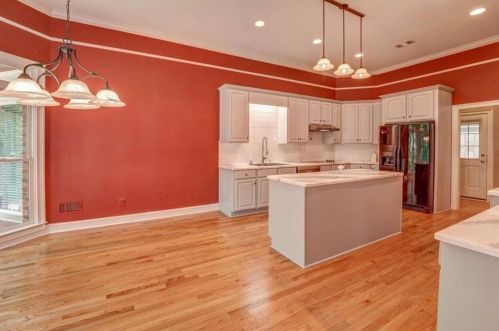 1900 Lancaster Dr, Conyers GA  30013-6442 exterior