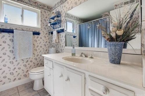 14912 Elm Ave, Irvine CA  92606-2611 exterior