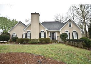 2973 Heavenly Ln, Lithonia, GA 30078-6681