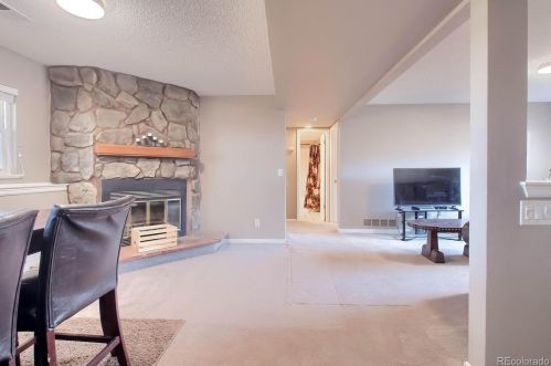 17362 Frd Dr, Aurora CO 80017-3236 exterior