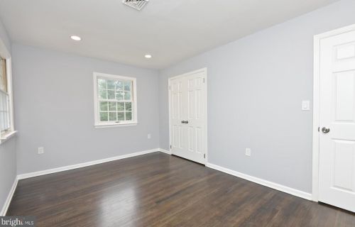 71 Carter Rd, Princeton NJ  08540-2107 exterior