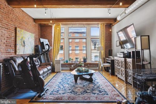 122 Chestnut St, Philadelphia, PA 19106-3023