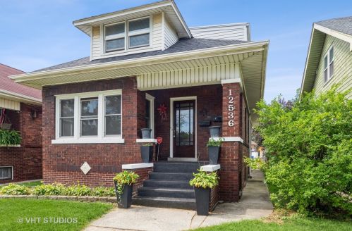 12536 Elm St, Dixmoor, IL 60406-1731