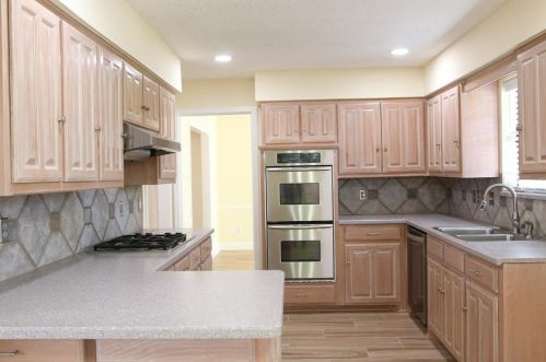 1216 Prince George Dr, Plano TX  75075-7462 exterior