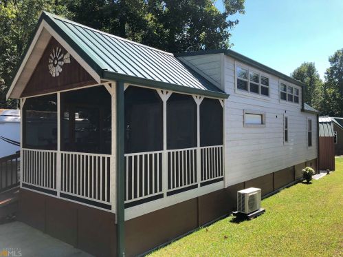 240 Stag Leap Dr, Cleveland, GA 30528-2982
