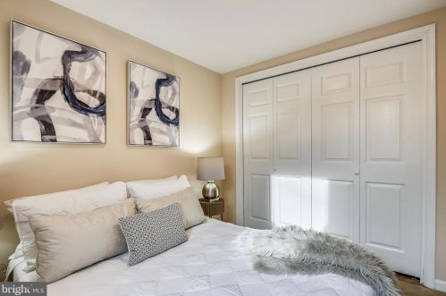 9103 1st Ave, Silver Spring MD 20912-4654 exterior