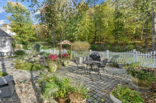 94 Catswamp Rd, Hackettstown NJ  07840-4643 exterior