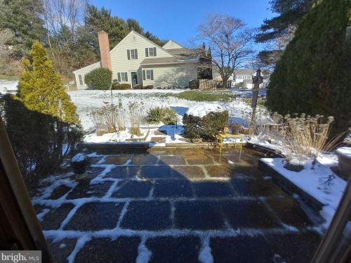 3239 Glengreen Dr, Lancaster PA  17601-1338 exterior