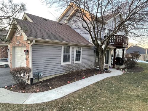 1035 Rockport Dr, Carol Stream, IL 60188-4716