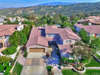 8227 Bailey Way, Anaheim CA  92808-2533 exterior
