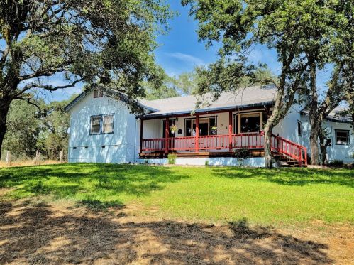 6989 Mitchell Ln, Valley Springs, CA 95252-9129