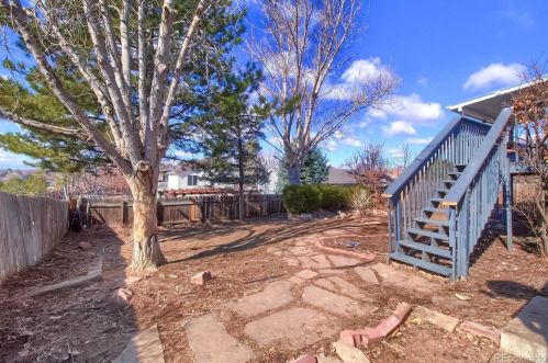 17362 Frd Dr, Aurora CO 80017-3236 exterior