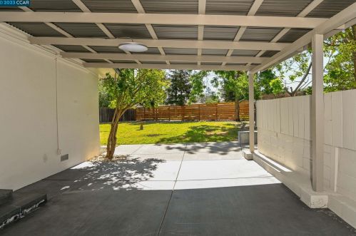 4375 Dorset Ct, Concord CA  94521-4220 exterior