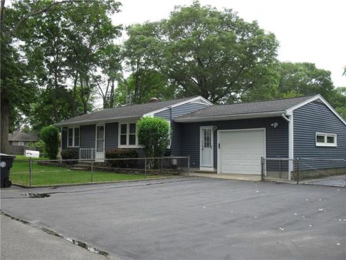 37 Rand St, Warwick, RI 02889-9030