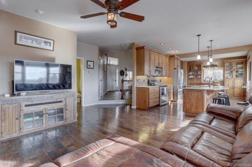 21635 Whirlaway Ave, Parker CO 80138-3059 exterior