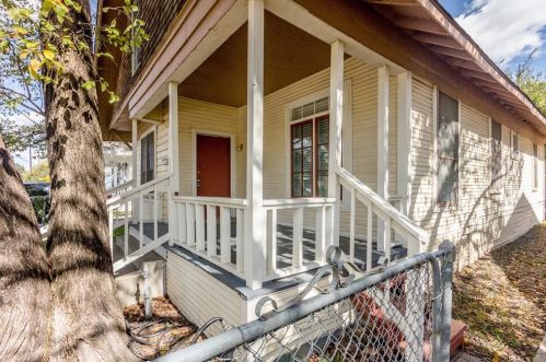 1415 Lake St, Fort Worth TX  76102-6018 exterior