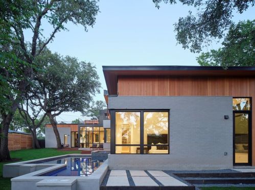 2721 Barton Skwy, Austin TX  78704-4647 exterior