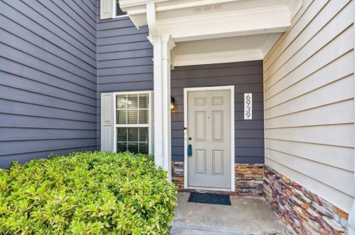 6939 Rogers Pt, Lithonia, GA 30058-7057